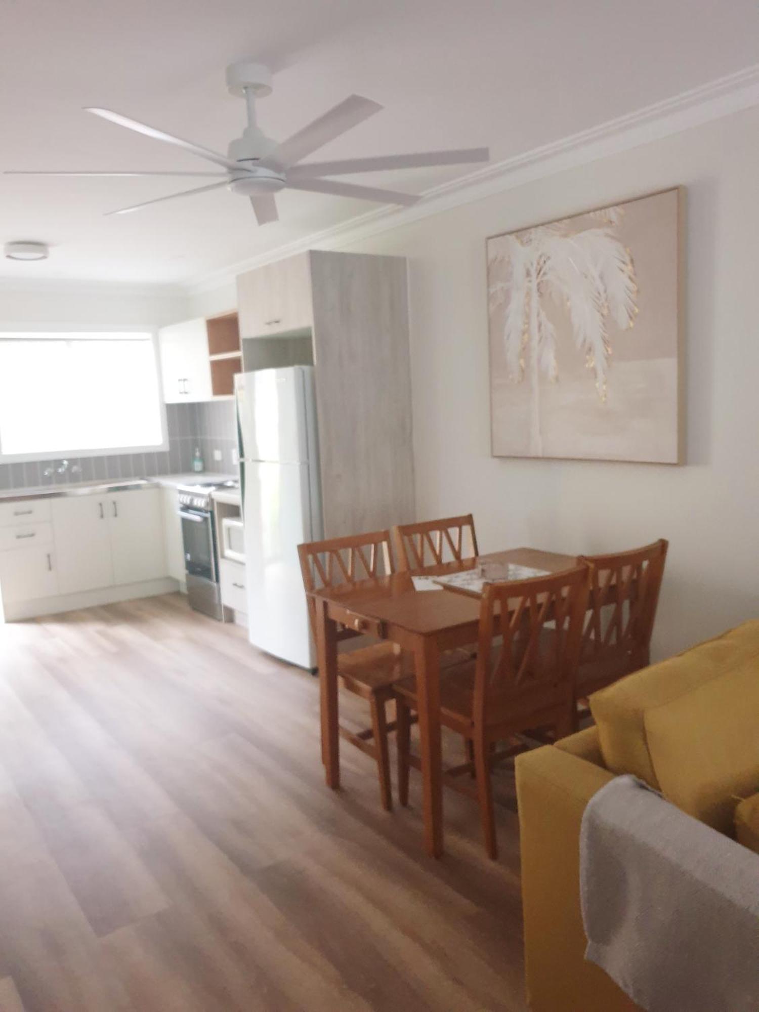 Lisianna Apartments Hervey Bay Exterior photo